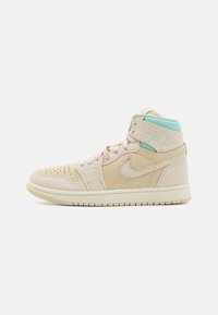 AIR JORDAN 1 ZOOM CMFT - Korkeavartiset tennarit - coconut milk/legend light brown/light dew/sail