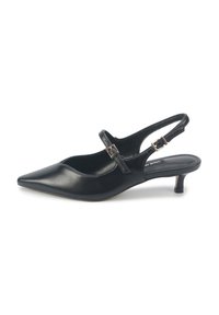 Czarne skórzane buty na obcasie typu slingback z ostro zakończonym noskiem, minimalistycznym paskiem z detalem klamry oraz 5-centymetrowym obcasem. Gładka powierzchnia i elegancki design.