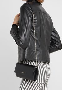 Emporio Armani Plånbok - black