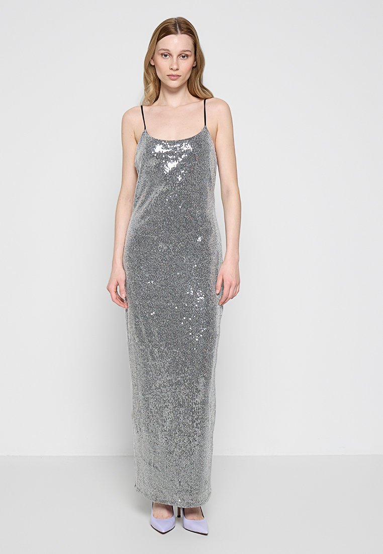 Vero Moda Galajurk zilverkleurig Vero Moda Galajurk zilverkleurig