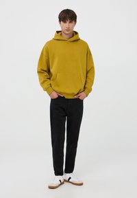 Terranova BOXY FIT - Felpa con cappuccio - verde acido