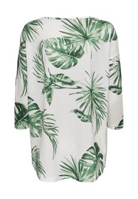 Unselected, cloud dancer 4