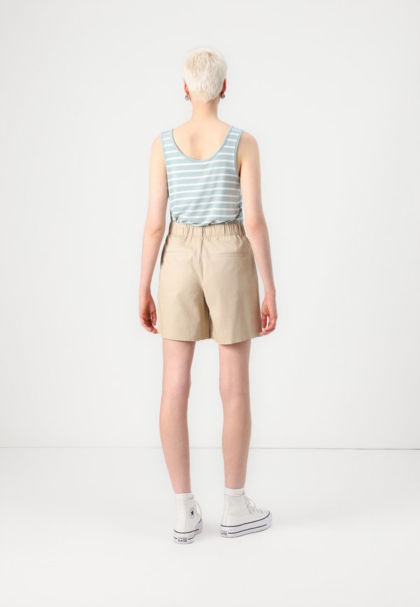 ONLZORA BERMUDA - Shorts - oxford tan3