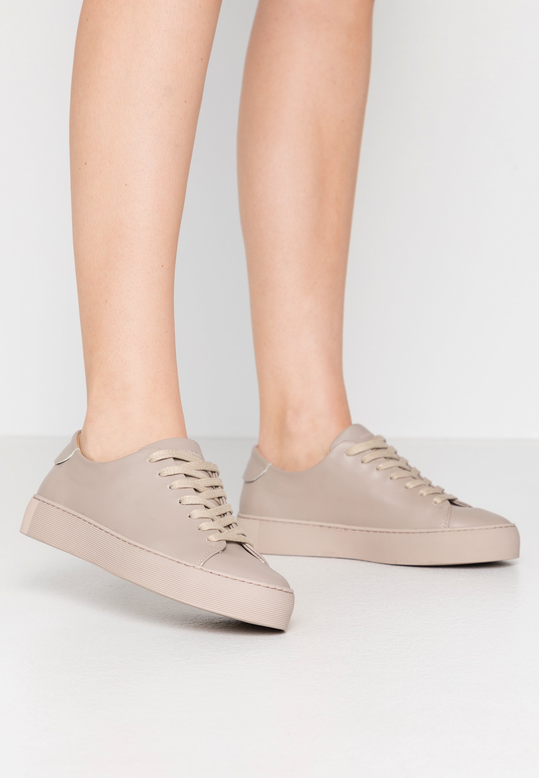 ROYAL REPUBLIQ | SCHOENEN | SNEAKERS