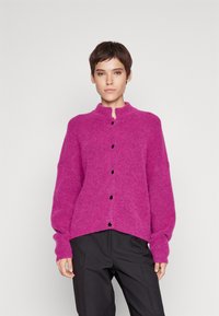 Gestuz ALPHA - Cardigan - intense pink