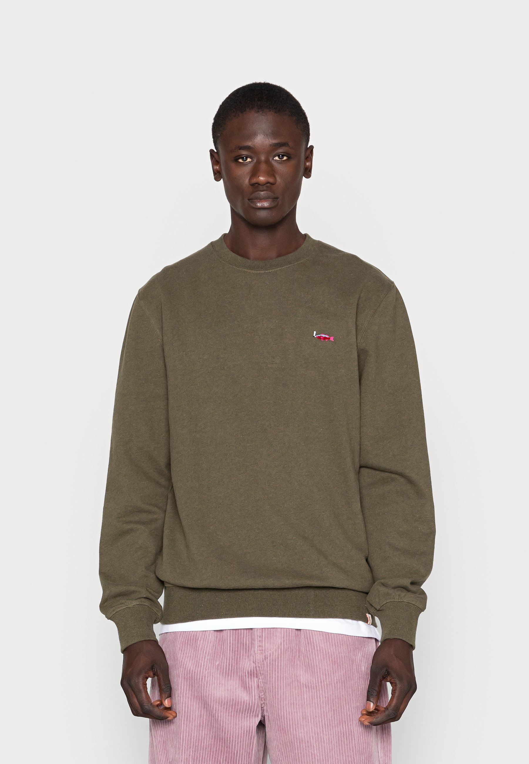 REVOLUTION CREWNECK - Sweatshirt - army 