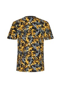 Schwarzes T-Shirt mit kurzen Ärmeln und einem lebhaften gelben und grauen Wirbelmuster, das numerische Details im Design aufweist.