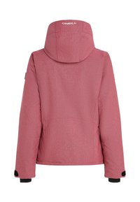 Rode, gestructureerde jack met een capuchon, met het merkteken op de achterkant. Zwarte accenten bij de manchet aanvullen het ontwerp.