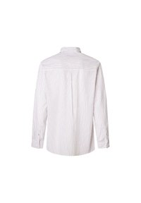 Chemise blanche à manches longues avec fines rayures verticales, vue de dos. Dotée d’un empiècement, d’un pli central et de poignets boutonnés.