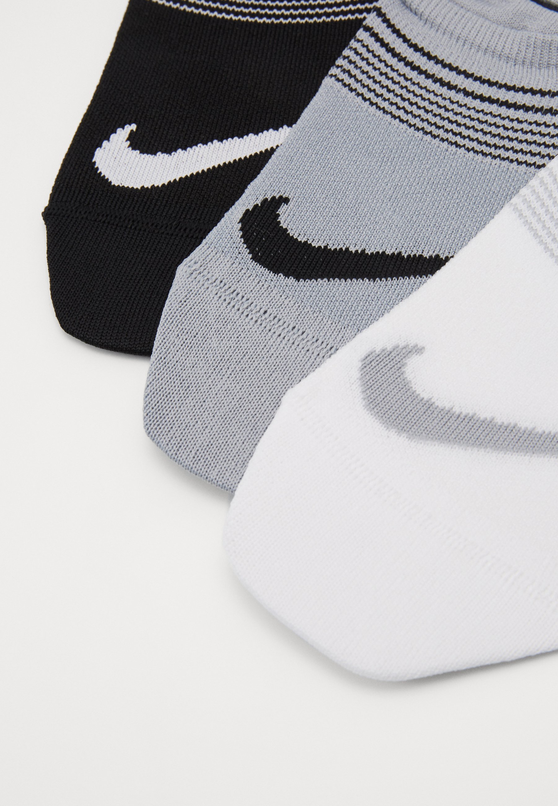 nike trainer socks womens