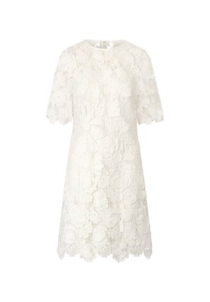 Weißes Spitzenkleid mit kurzen Ärmeln, Blumenmustern und rundem Ausschnitt. Der Saum ist kunstvoll gewellt und sorgt für zusätzliche Details.