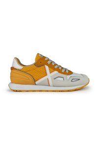 MUNICH MASSANA EVO - Zapatillas de entrenamiento - amarillo