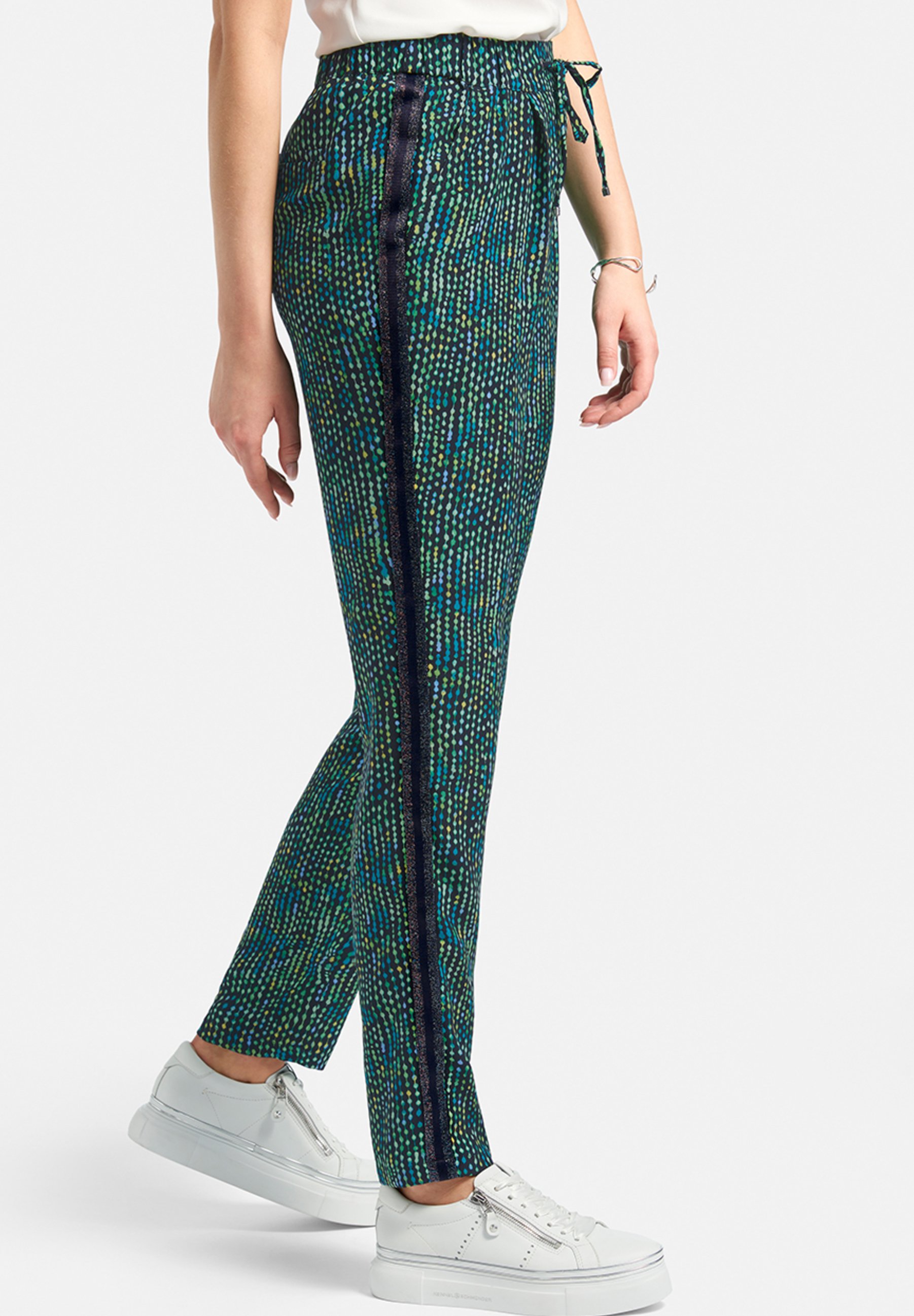 nike air force 1 dunkelgrün