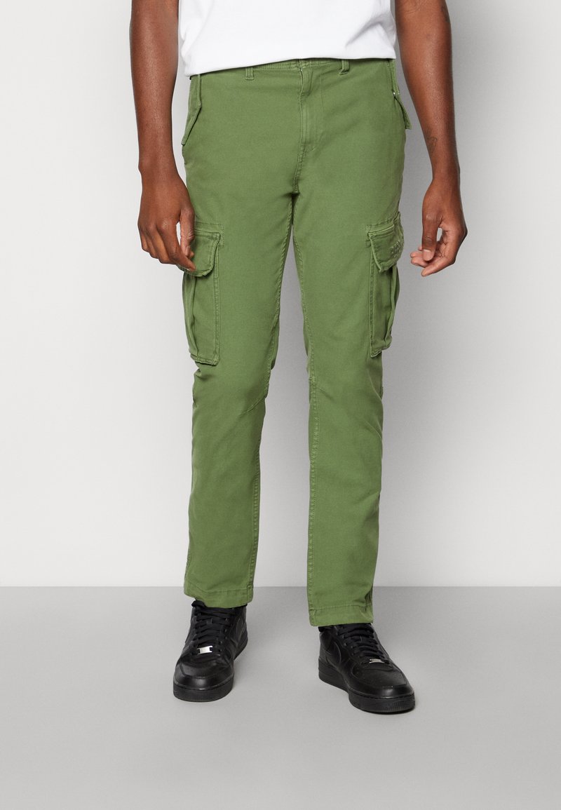 Pepe Jeans EXPLORER Cargo trousers thyme/olive Zalando.ie