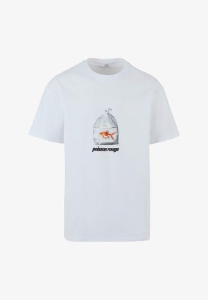 Valkoinen puuvillapaita, jossa on graafinen kuva oranssista kultakalasta pussissa ja musta teksti "poisson rouge" alla. Lyhyt hiha.