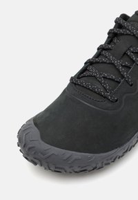 Merrell VAPOR GLOVE 6 - Tenisice za cestovno trčanje - black/asphalt