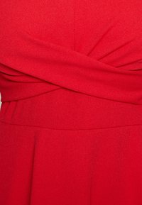 WAL G. Robe de soirée - red