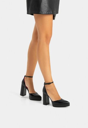 Classic heels - black