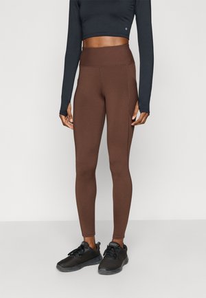 ESSENTIAL FULL LENGTH HIGH RISE LEGGINGS WITH SIDE POCKET - Tights - dark brown