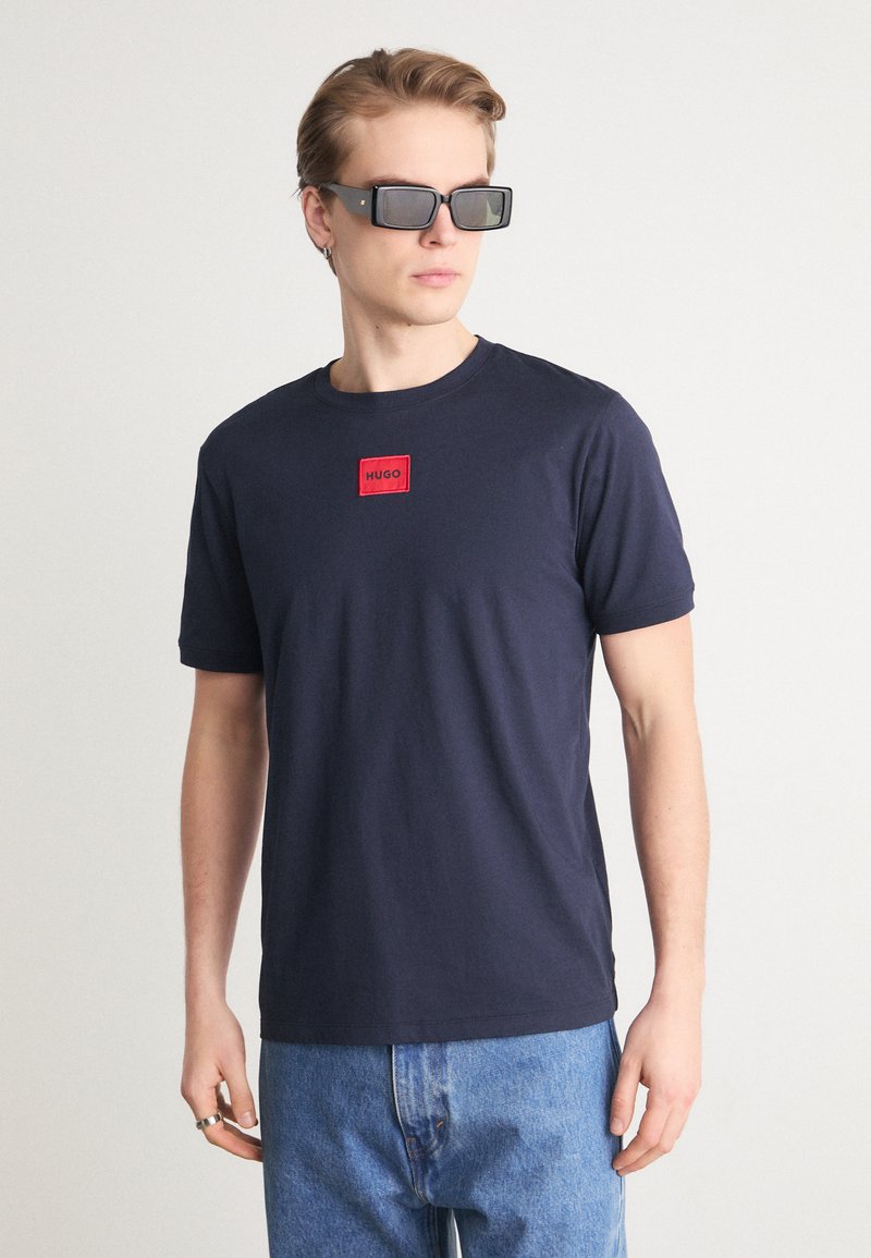 HUGO - DIRAGOLINO - T-shirt con stampa - dark blue, Ingrandire