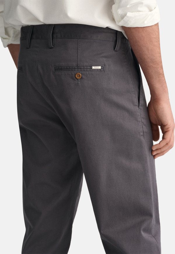 REG - Chinos - antracite4