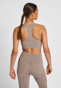 Hummel SEAMLESS - Sport-BH mit mittlerer Stützkraft - driftwood