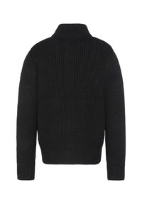 Czarny sweter dzianinowy z teksturowanym wzorem, wysokim kołnierzem i ściągaczami. Widok z tyłu ukazuje dopasowany, przytulny krój.