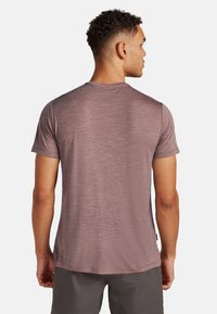 icebreaker MER 125 COOL-LITE SPHERE III SS - Basic T-shirt - carob hthr