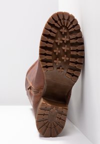 Bullboxer Botas - cognac