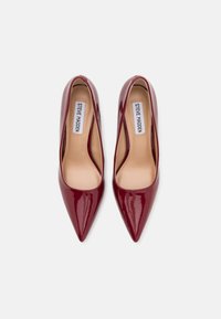 Steve Madden - Czółenka