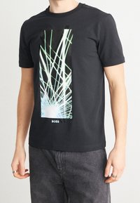 BOSS T-shirt med print - black