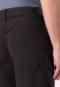 Tommy Jeans JAIMIE CARPENTER DOUBLE KNEE - Blugi carpenter - black