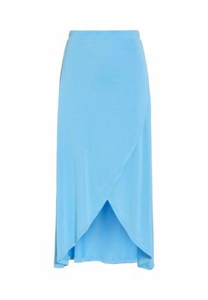 Svetlo modra midisekljna krilo z ovijajočim sprednjim delom in visokim-nizkim robom, izdelana iz mehke, gladke tkanine.