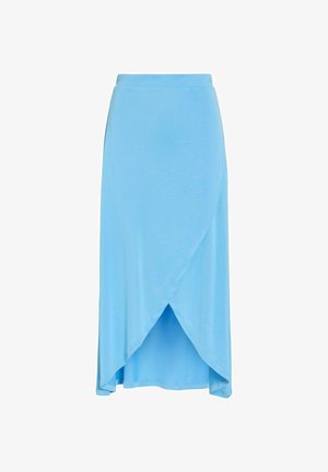 Svetlo modra midisekljna krilo z ovijajočim sprednjim delom in visokim-nizkim robom, izdelana iz mehke, gladke tkanine.