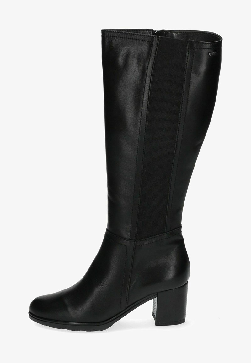 Czarne skórzane kozaki do kolan z elastycznymi bocznymi panelami, zaokrąglonym noskiem i masywnym słupkowym obcasem. Gładka faktura z dyskretnymi detalami szycia.