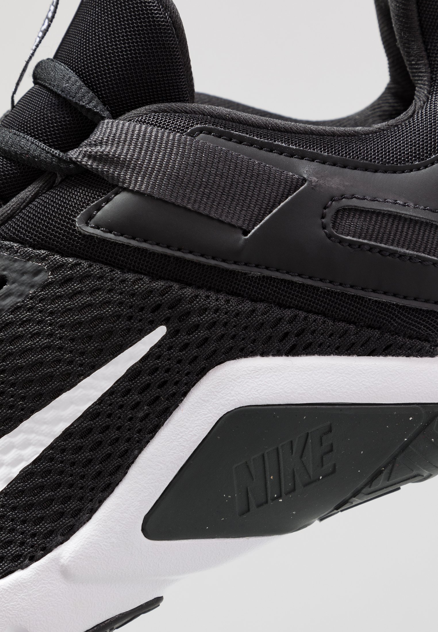 chaussures nike legend essential femme chaussures nike legend essential femme