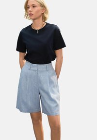 Next - REGULAR FIT - RICH TEXTURED CHAMBRAY - Shorts - blue Thumbnail Image 1