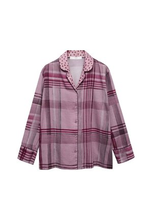 Camisa de botones en cuadros rosas con mangas largas, que presenta un cuello de lunares y una textura de tela suave.
