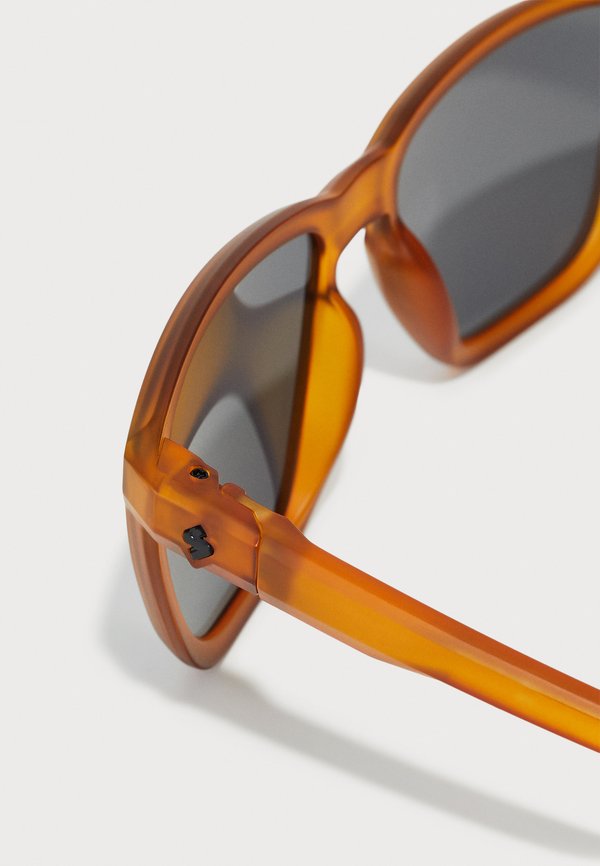 TACHI UNISEX - Sunglasses2