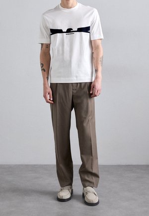 Emporio Armani, T-shirt z nadrukiem