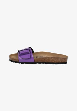 Sandal in slide viola con finitura lucida, fibbia regolabile, plantare in sughero e suola in gomma nera. Design piatto dallo stile minimalista.