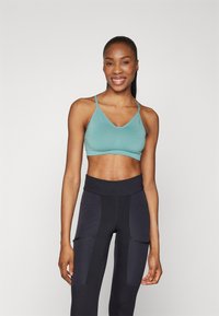 ODLO SPORT BRA SEAMLESS SOFT - Sujetadores deportivos con sujeción ligera - arctic/grey melange