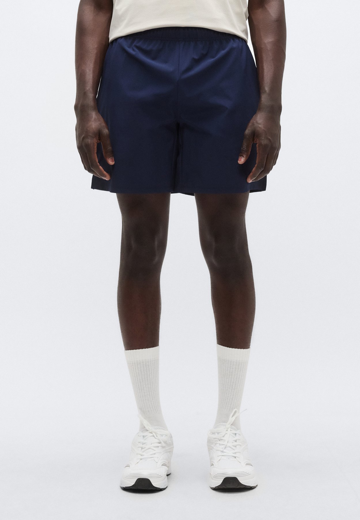 TRAINING SHORTS