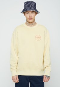 Levi's® GRAPHIC CREW - Camisola - yellows/oranges