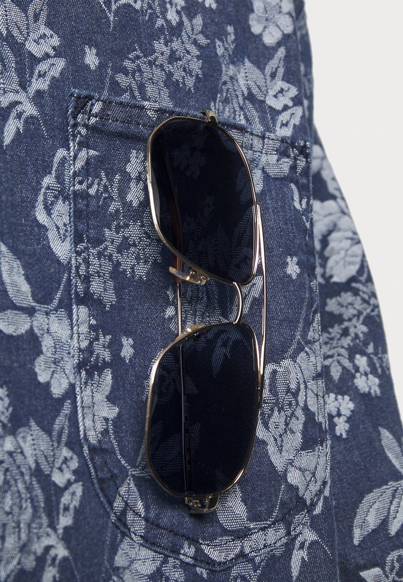 Herren Mützen, Hüte & Caps | MCM UNISEX Sonnenbrille shiny gold-coloured/goldfarben - RB02565 Herren Mützen, Hüte & Caps | MCM UNISEX Sonnenbrille shiny gold-coloured/goldfarben - RB02565