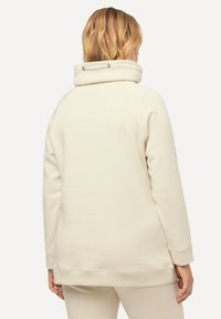 Ulla Popken MIT STEHKRAGEN RAGLANFORM LANGE ÄRMEL  - Sudadera - vanilla