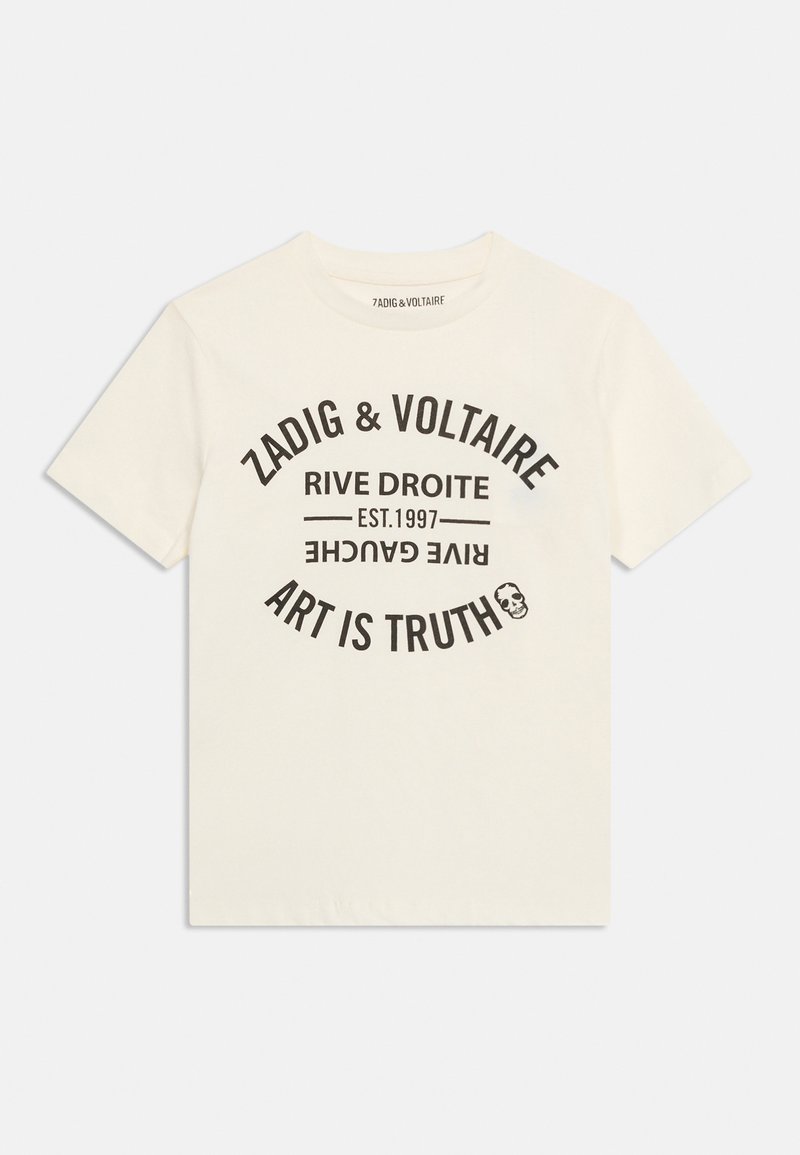 Κοντομάνικο λευκό T-shirt με μαύρο κείμενο που αναγράφει "Zadig & Voltaire," "Rive Droite," "Est. 1997," "Rive Gauche," και "Art Is Truth" με ένα μικρό κρανίο.