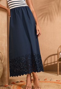 Love & Roses PETITE FIT - Dzsörzéruha - navy and white stripe