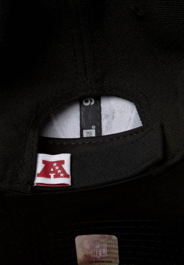 FIRST DOWN RAIDERS - Cap2