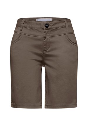 Braune knielange Shorts mit Frontknopf, Gürtelschlaufen und Seitentaschen, auf weißem Hintergrund gezeigt.